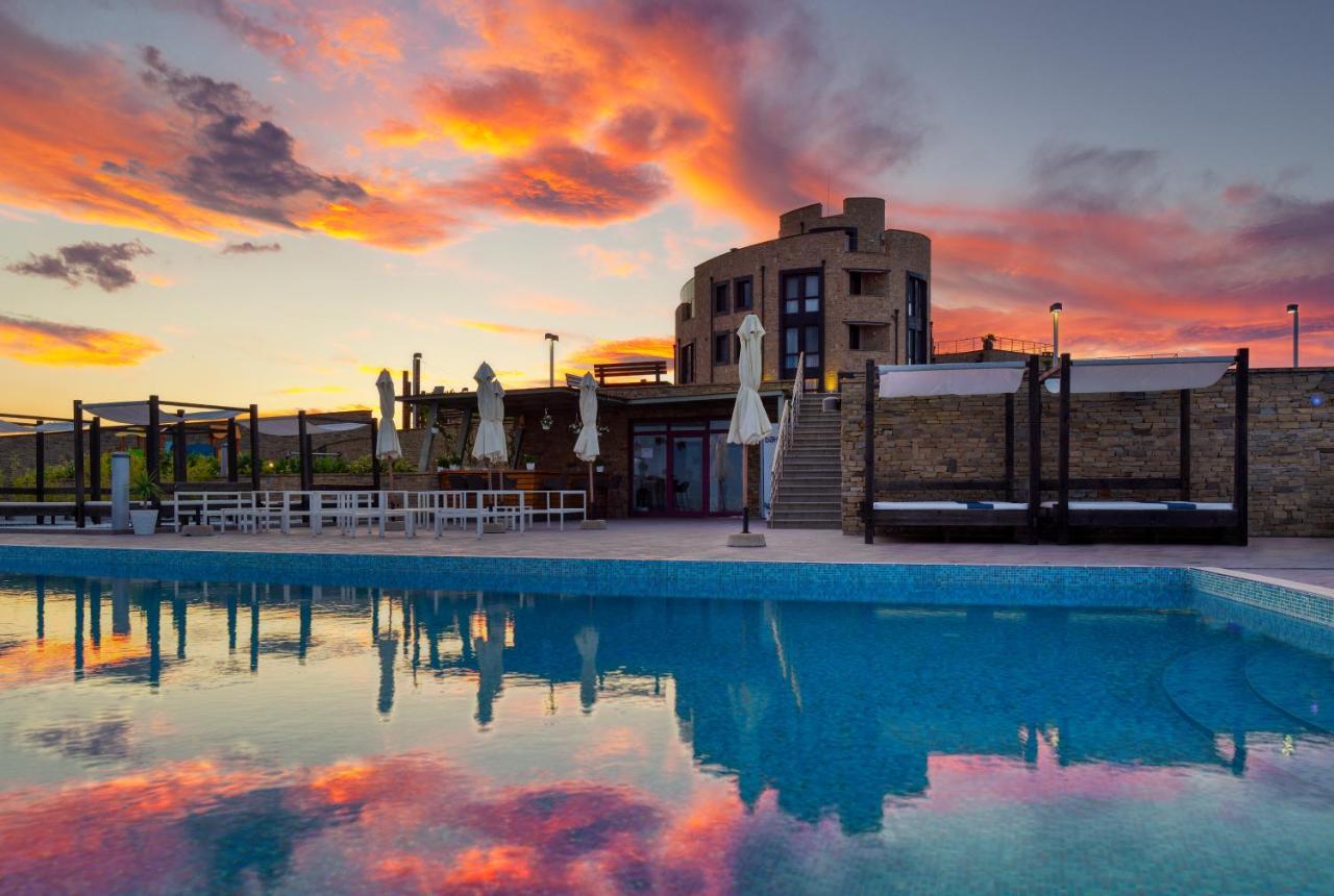 Hotel Soli Invicto Elenovo  エクステリア 写真