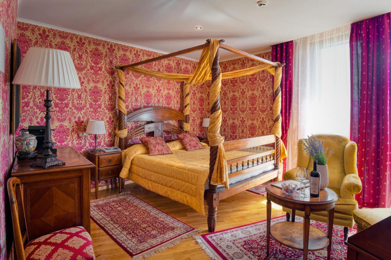 Hotel Soli Invicto Elenovo  エクステリア 写真