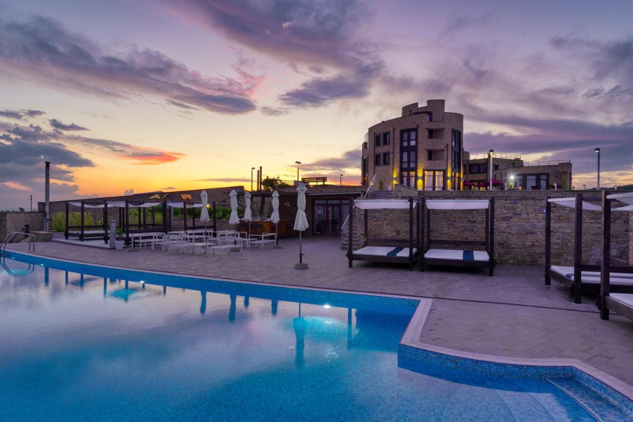 Hotel Soli Invicto Elenovo  エクステリア 写真