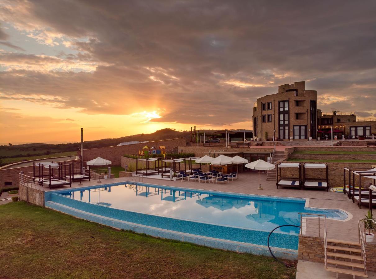 Hotel Soli Invicto Elenovo  エクステリア 写真